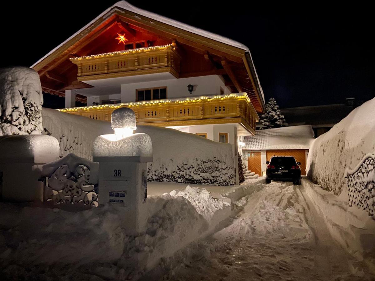 Ferienwohnung Mit Bergblick Унтерамергау Екстериор снимка