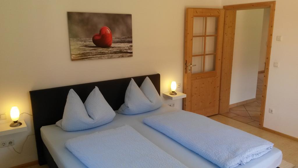 Ferienwohnung Mit Bergblick Унтерамергау Екстериор снимка