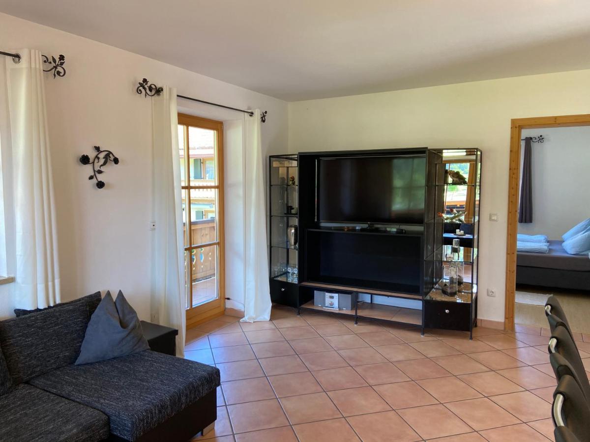 Ferienwohnung Mit Bergblick Унтерамергау Екстериор снимка