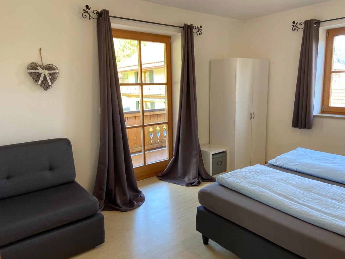 Ferienwohnung Mit Bergblick Унтерамергау Екстериор снимка